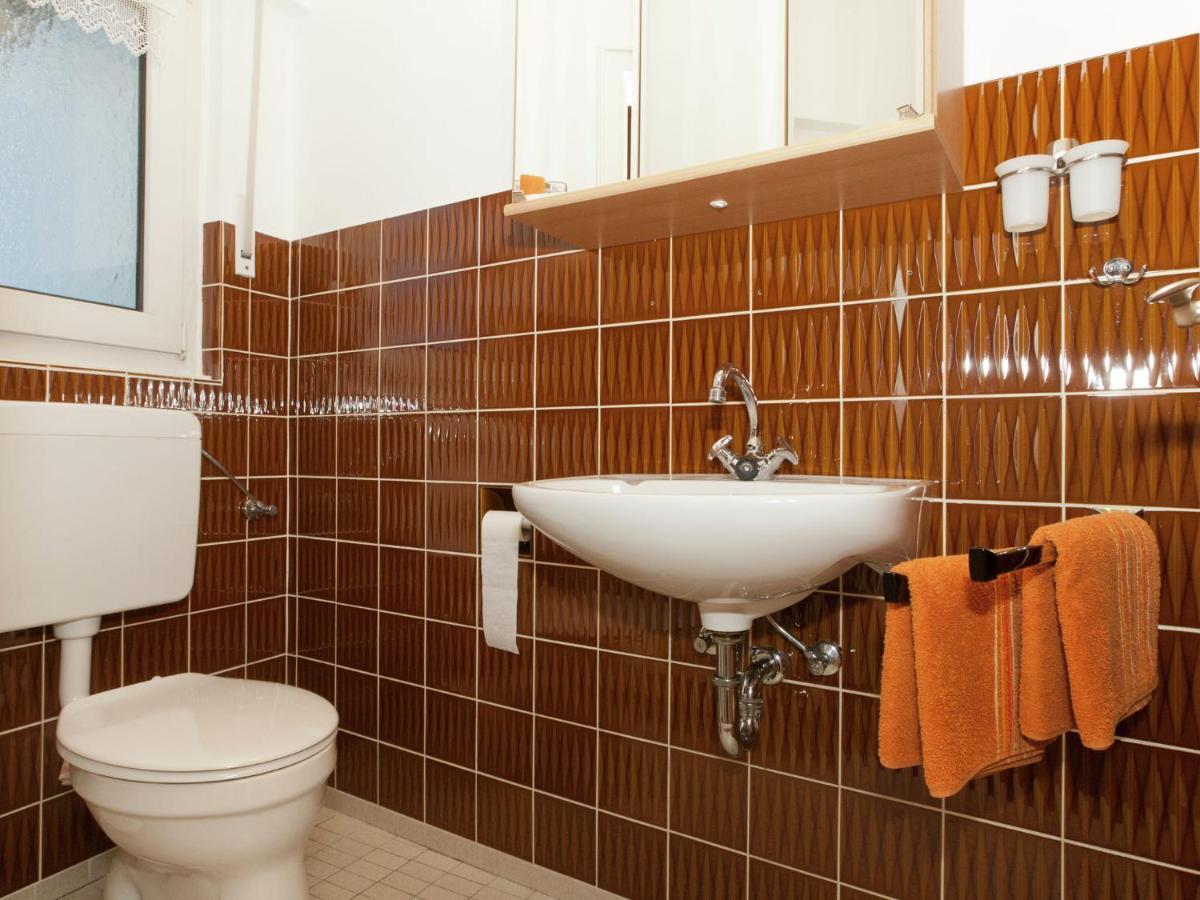 Serene Apartment In Meschede With Balcony Grevenstein Zewnętrze zdjęcie