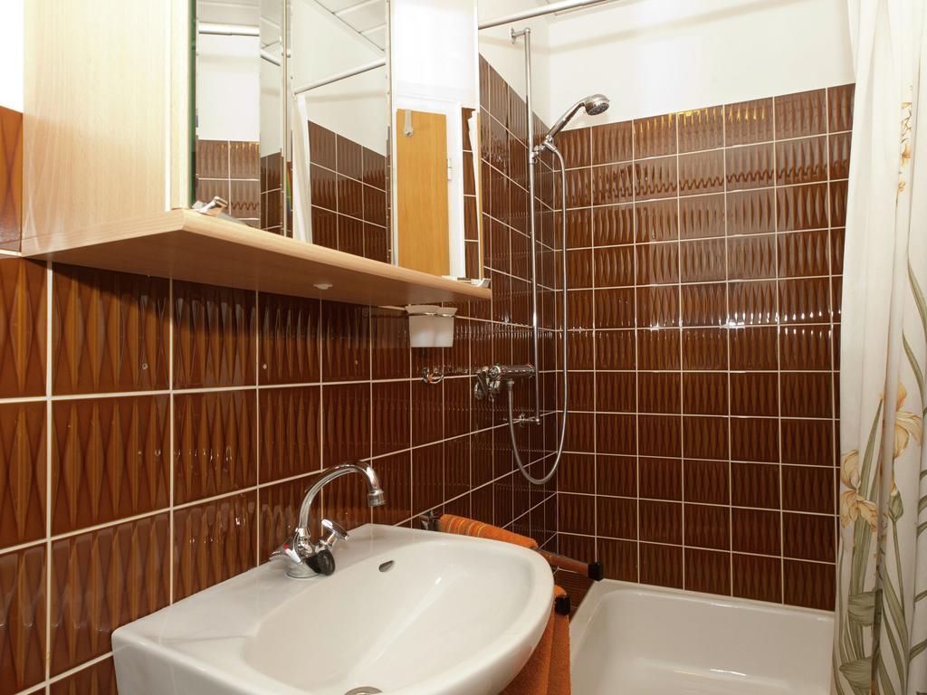 Serene Apartment In Meschede With Balcony Grevenstein Zewnętrze zdjęcie